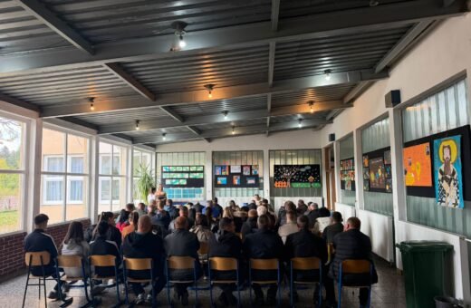 U Maslovarama promovisana knjiga „Suton u Krajini“ Zorana Petrušića