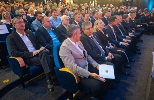Načelnik Zdenko Sakan prisustvovao obilježavanju Dana opštine Herceg Novi